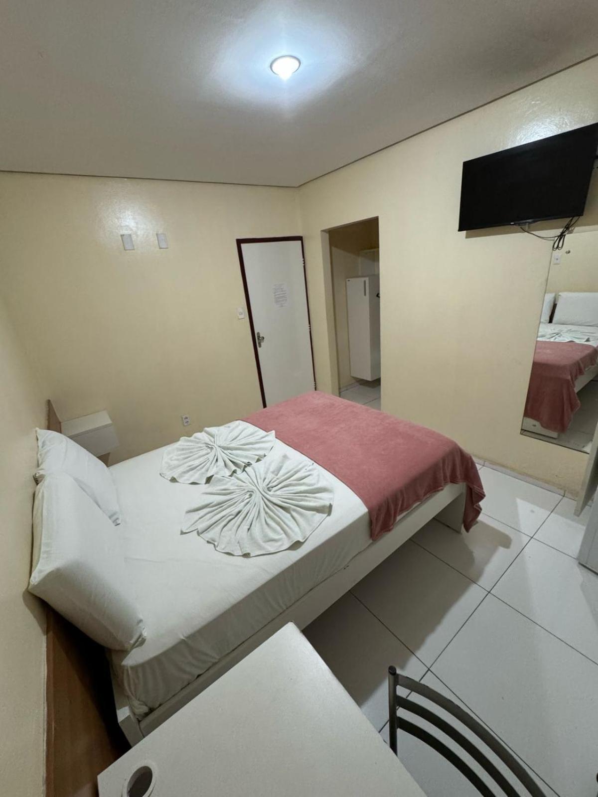 Comodoro Hotel E Churrascaria Floriano  المظهر الخارجي الصورة