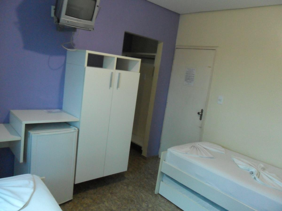 Comodoro Hotel E Churrascaria Floriano  المظهر الخارجي الصورة